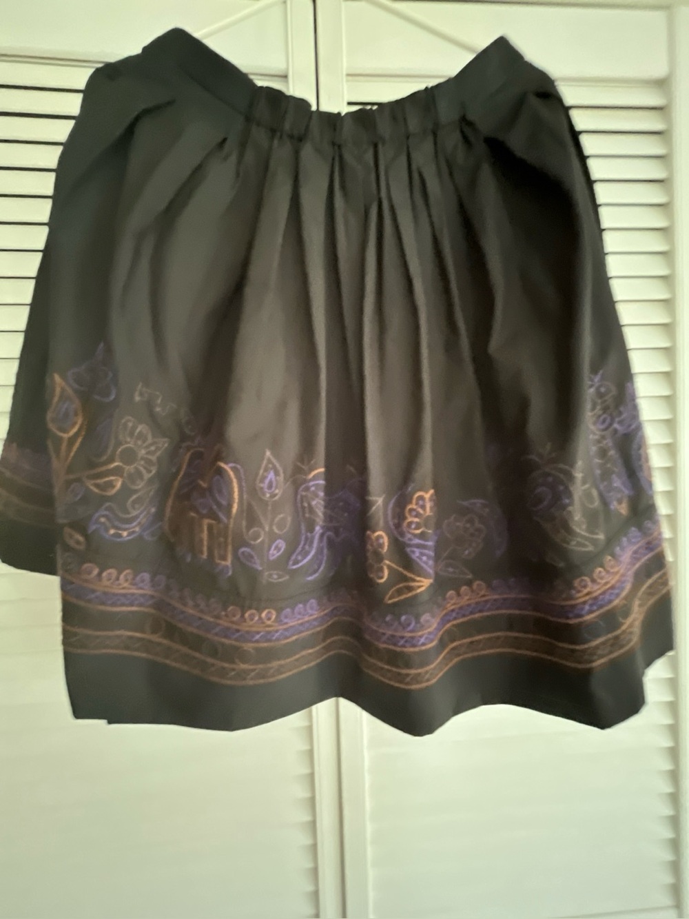 Dkny Black Circle Skirt with Purple and Brown Floral Border